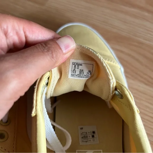 NEW Vans Old Skool Yellow Low Top Sneakers Women’s 8 - Picture 6 of 10